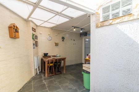 Casa para alugar com 120m², 3 quartos e 2 vagasArea Externa