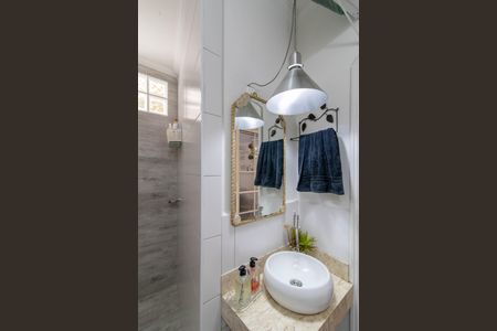 Casa para alugar com 120m², 3 quartos e 2 vagasBanheiro 2