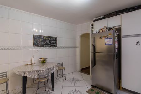 Casa para alugar com 120m², 3 quartos e 2 vagasCozinha