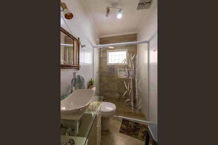 Casa para alugar com 120m², 3 quartos e 2 vagasBanheiro