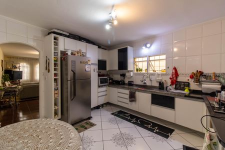 Casa para alugar com 120m², 3 quartos e 2 vagasCozinha