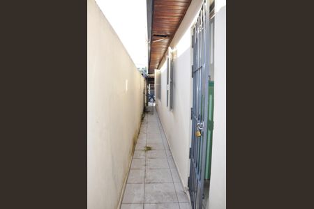 Casa para alugar com 100m², 2 quartos e 1 vagaCorredor Externo
