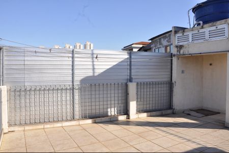 Casa para alugar com 100m², 2 quartos e 1 vagaVaranda