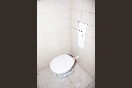 Casa para alugar com 100m², 2 quartos e 1 vagaDetalhe - Banheiro Social
