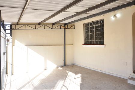 Casa para alugar com 100m², 2 quartos e 1 vagaGaragem