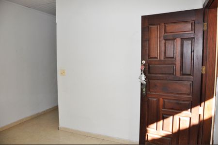 Sala de casa para alugar com 2 quartos, 100m² em Jaraguá, São Paulo