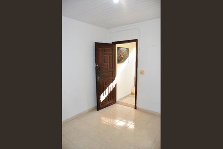 Casa para alugar com 100m², 2 quartos e 1 vagaSala