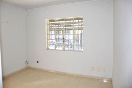 Sala de casa para alugar com 2 quartos, 100m² em Jaraguá, São Paulo