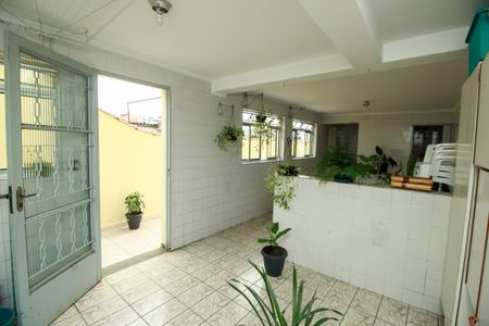 Casa à venda com 125m², 2 quartos e 1 vagaÁrea de Serviço