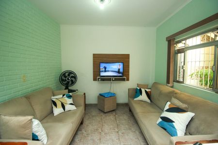 Casa à venda com 125m², 2 quartos e 1 vagaSala