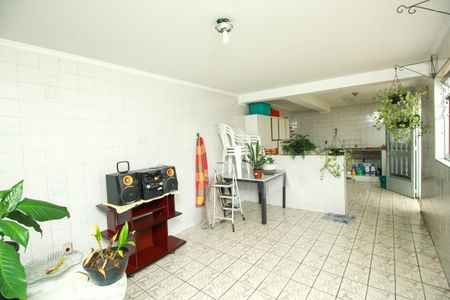 Casa à venda com 125m², 2 quartos e 1 vagaÁrea de Serviço