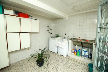 Casa à venda com 125m², 2 quartos e 1 vagaÁrea de Serviço