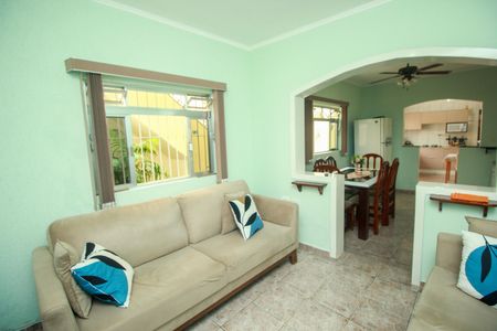 Casa à venda com 125m², 2 quartos e 1 vagaSala
