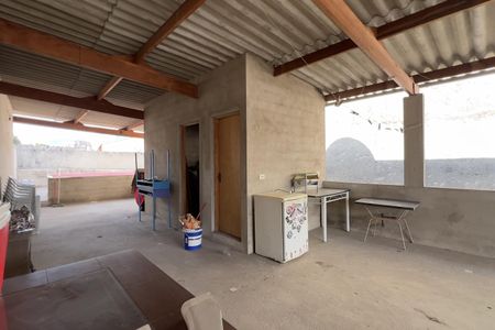 Casa para alugar com 75m², 2 quartos e 2 vagasTerraço