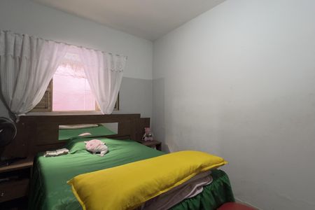 Casa para alugar com 75m², 2 quartos e 2 vagasQuarto 1