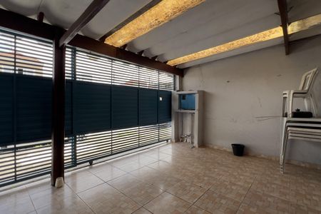 Casa para alugar com 75m², 2 quartos e 2 vagasGaragem