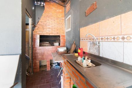 Casa à venda com 126m², 4 quartos e 1 vaga Casa à venda com 126m², 4 quartos e 1 vagaChurrasqueira