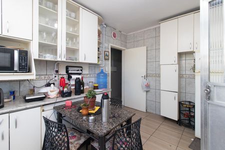 Casa à venda com 126m², 4 quartos e 1 vaga Casa à venda com 126m², 4 quartos e 1 vagaCozinha