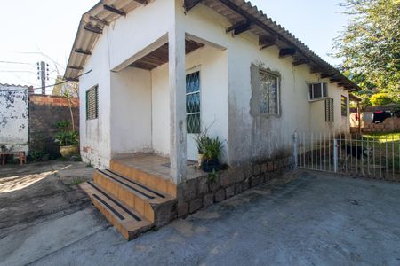 Casa à venda com 126m², 4 quartos e 1 vaga Casa à venda com 126m², 4 quartos e 1 vagaQuintal