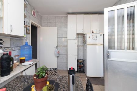 Casa à venda com 126m², 4 quartos e 1 vaga Casa à venda com 126m², 4 quartos e 1 vagaCozinha
