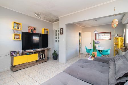 Sala de casa à venda com 4 quartos, 126m² em Vila Nova, Porto Alegre