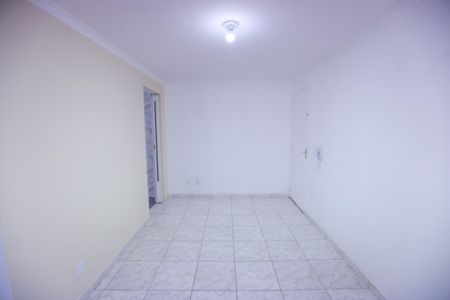 Sala de apartamento para alugar com 2 quartos, 55m² em Perus, São Paulo