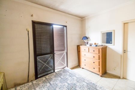 Casa de condomínio para alugar com 160m², 3 quartos e 2 vagasSuíte