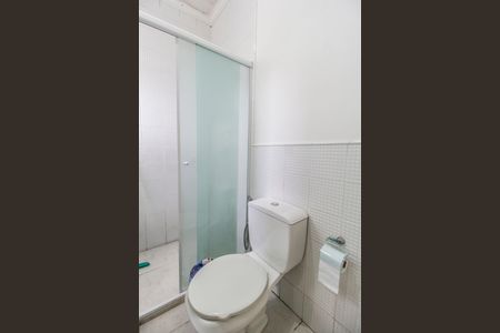 Casa de condomínio para alugar com 160m², 3 quartos e 2 vagasBanheiro da Suíte