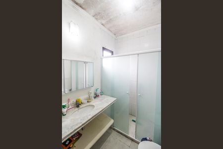 Casa de condomínio para alugar com 160m², 3 quartos e 2 vagasBanheiro da Suíte