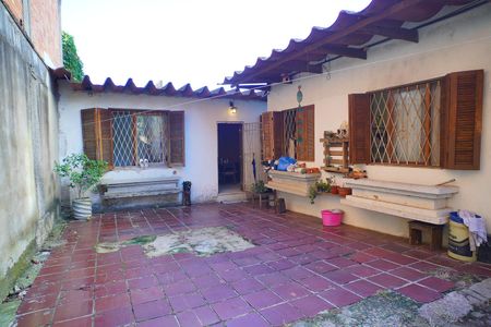 Casa para alugar com 180m², 5 quartos e 2 vagasPátio 