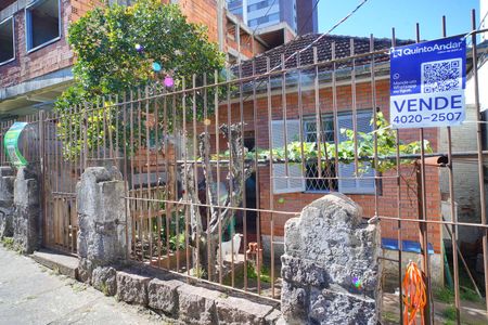 Casa para alugar com 180m², 5 quartos e 2 vagasFachada 