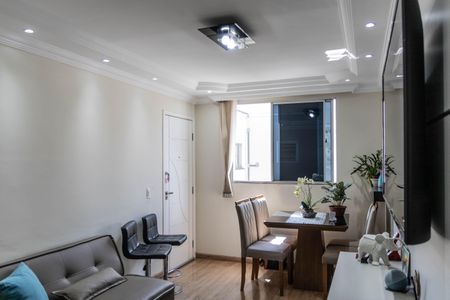 Sala de apartamento à venda com 3 quartos, 62m² em Camargos, Belo Horizonte