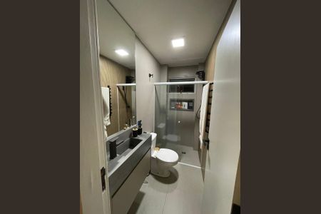 Banheiro de apartamento à venda com 1 quarto, 45m² em Itaim Bibi, São Paulo