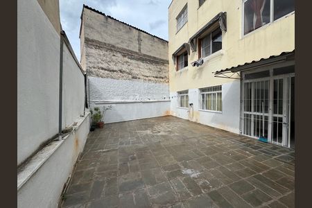 Apartamento para alugar com 120m², 3 quartos e 1 vaga Apartamento para alugar com 120m², 3 quartos e 1 vagaQuintal