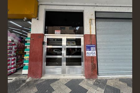 Apartamento para alugar com 120m², 3 quartos e 1 vaga Apartamento para alugar com 120m², 3 quartos e 1 vagaFachada com PLACA