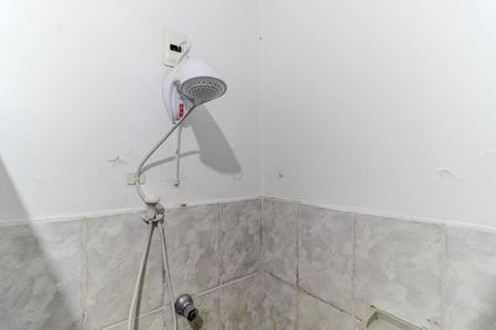 Banheiro de apartamento para alugar com 1 quarto, 55m² em Santa Ifigênia, São Paulo