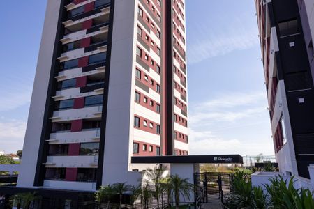 Apartamento para alugar com 46m², 1 quarto e 1 vagaFachada e portaria
