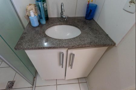Apartamento à venda com 120m², 3 quartos e 2 vagas Apartamento à venda com 120m², 3 quartos e 2 vagasBanheiro social