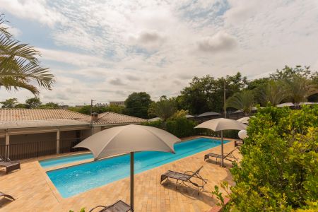 Apartamento à venda com 120m², 3 quartos e 2 vagas Apartamento à venda com 120m², 3 quartos e 2 vagasÁrea comum - Piscina