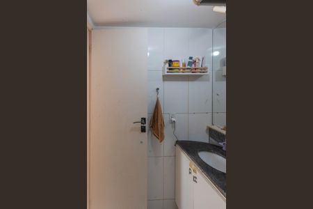 Apartamento à venda com 120m², 3 quartos e 2 vagas Apartamento à venda com 120m², 3 quartos e 2 vagasBanheiro da Suíte
