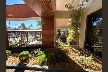 Apartamento para alugar com 68m², 2 quartos e 1 vaga