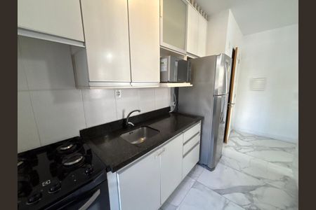 Apartamento para alugar com 68m², 2 quartos e 1 vaga