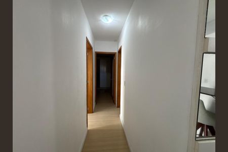 Apartamento para alugar com 68m², 2 quartos e 1 vaga