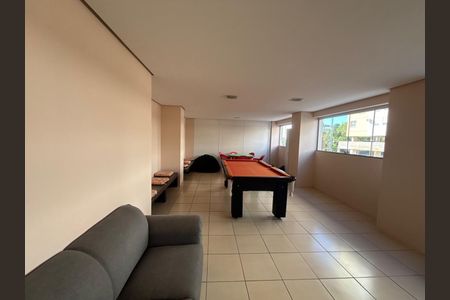 Apartamento para alugar com 68m², 2 quartos e 1 vaga