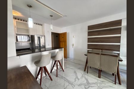 Apartamento para alugar com 68m², 2 quartos e 1 vaga