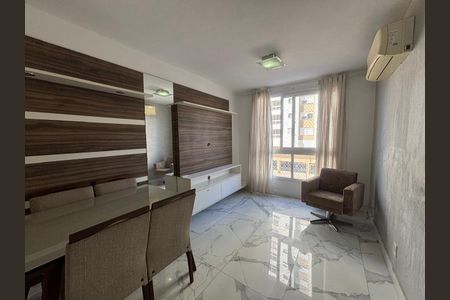Apartamento para alugar com 68m², 2 quartos e 1 vaga