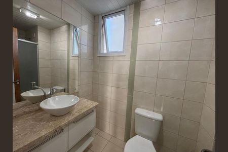 Apartamento para alugar com 68m², 2 quartos e 1 vaga