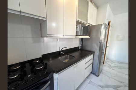 Apartamento para alugar com 68m², 2 quartos e 1 vaga