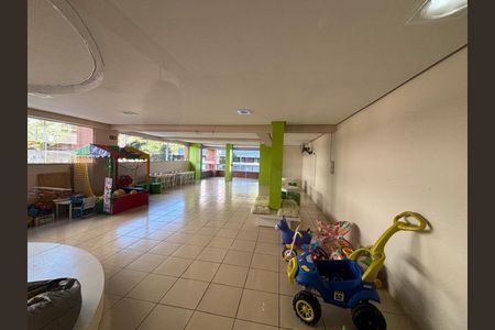 Apartamento para alugar com 68m², 2 quartos e 1 vaga