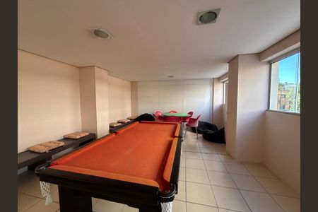 Apartamento para alugar com 68m², 2 quartos e 1 vaga